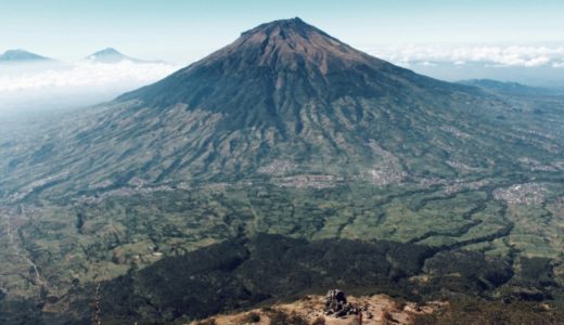 33070-ilustasi-gunung-merapi
