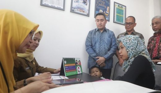 47184-skrining-ibu-dan-anak-di-puskesmas-untuk-cegah-stunting