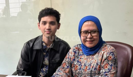 51669-musisi-syahravi-dan-kuasa-hukumnya-elza-syarief