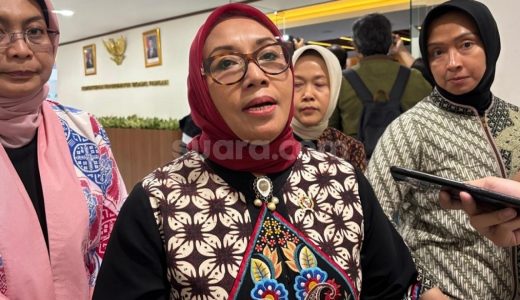 39723-menteri-pemberdayaan-perempuan-dan-perlindungan-anak-pppa-arifah-fauzi