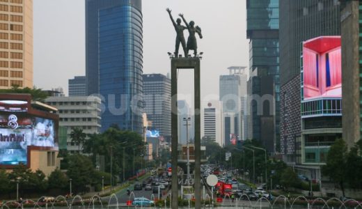 79904-ilustrasi-jakarta-ilustrasi-kota-jakarta-bundaran-hi-patung-selamat-datang