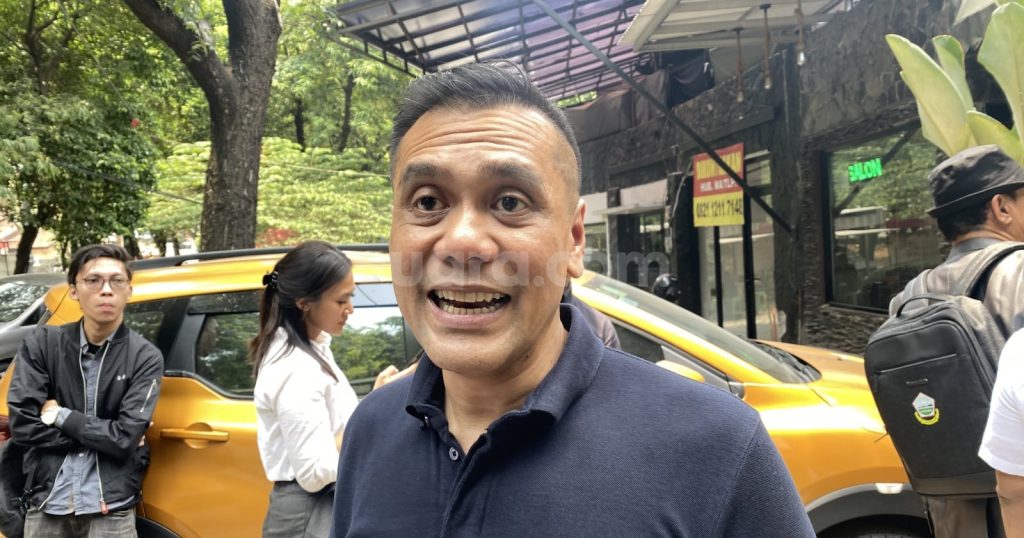 97653-juru-bicara-pdi-perjuangan-chico-hakim-suaracomfaqih