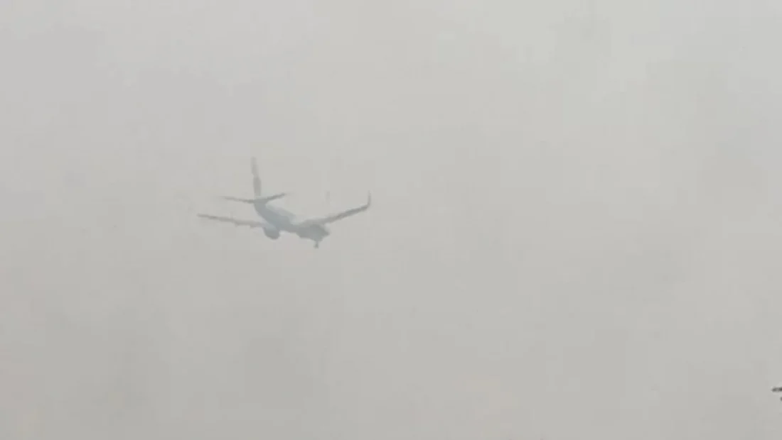 35819-penerbangan-di-bandara-supadio-terganggu-akibat-kabut-asap