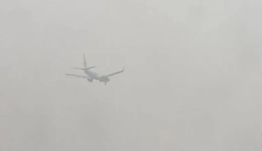 35819-penerbangan-di-bandara-supadio-terganggu-akibat-kabut-asap