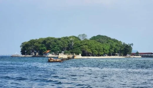 64055-salah-satu-pulau-di-kepulauan-seribu