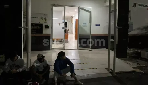 94093-para-kerabat-korban-ark-16-bobotoh-persib