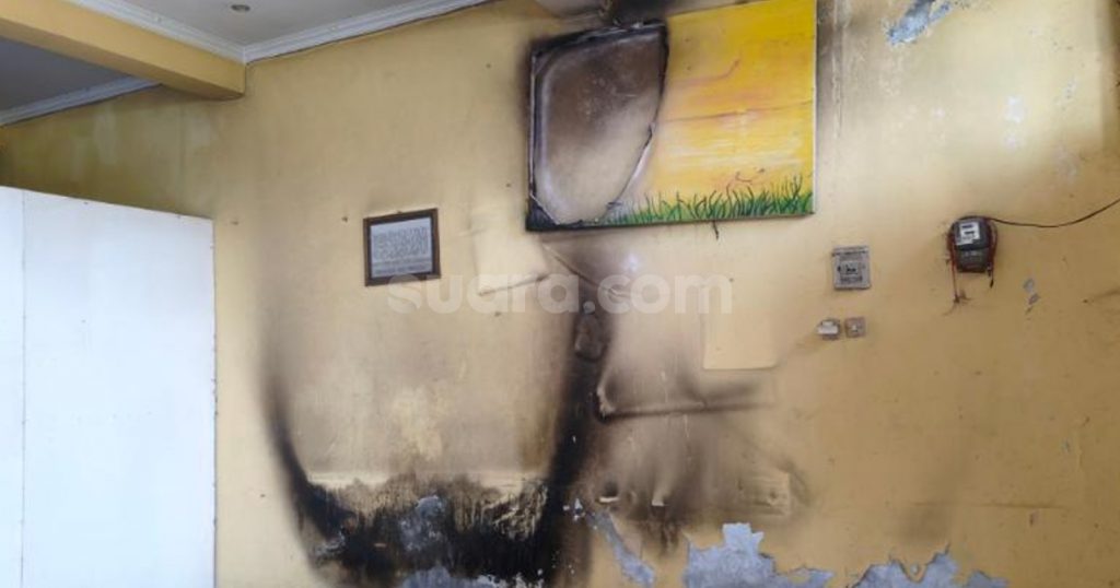 77178-rumah-di-sleman-terbakar