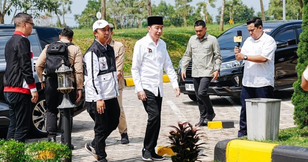 16366-jokowi-tiba-di-bandara-raden-inten-ii-lampung