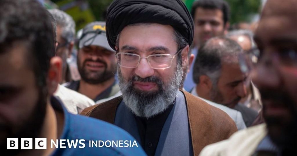 17586-siapa-mojtaba-khamenei-pemimpin-baru-iran-pengganti-ali-khamenei