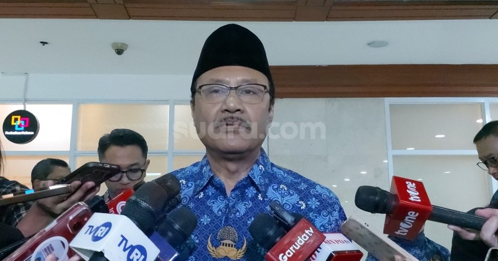 19612-menteri-sosial-saifullah-yusuf-alias-gus-ipul