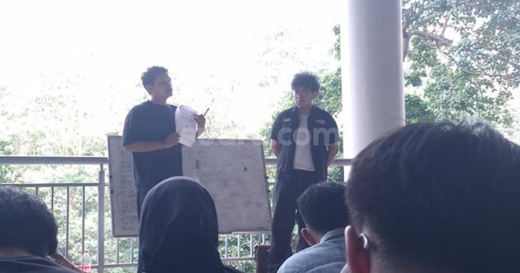 27549-pengurus-pusat-forum-mahasiswa-nasional-fmn-symphati-dimas-rafii