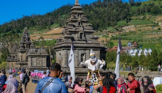 28258-kawasan-wisata-dieng