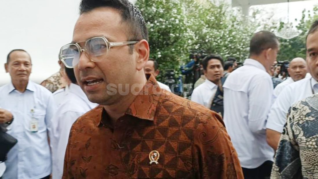 30049-utusan-khusus-presiden-bidang-pembinaan-generasi-muda-dan-pekerja-seni-raffi-ahmad