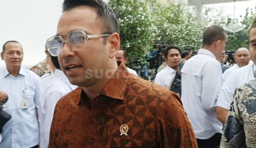 30049-utusan-khusus-presiden-bidang-pembinaan-generasi-muda-dan-pekerja-seni-raffi-ahmad