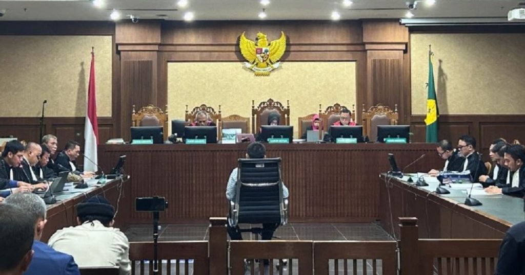 30473-sidang-hery-susanto