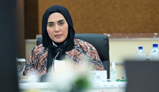 31071-wakil-ketua-dpr-ri-sari-yuliati