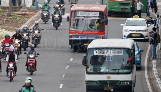 34395-kopaja-dan-metromini-dilarang-melintasi-jalan-protokol