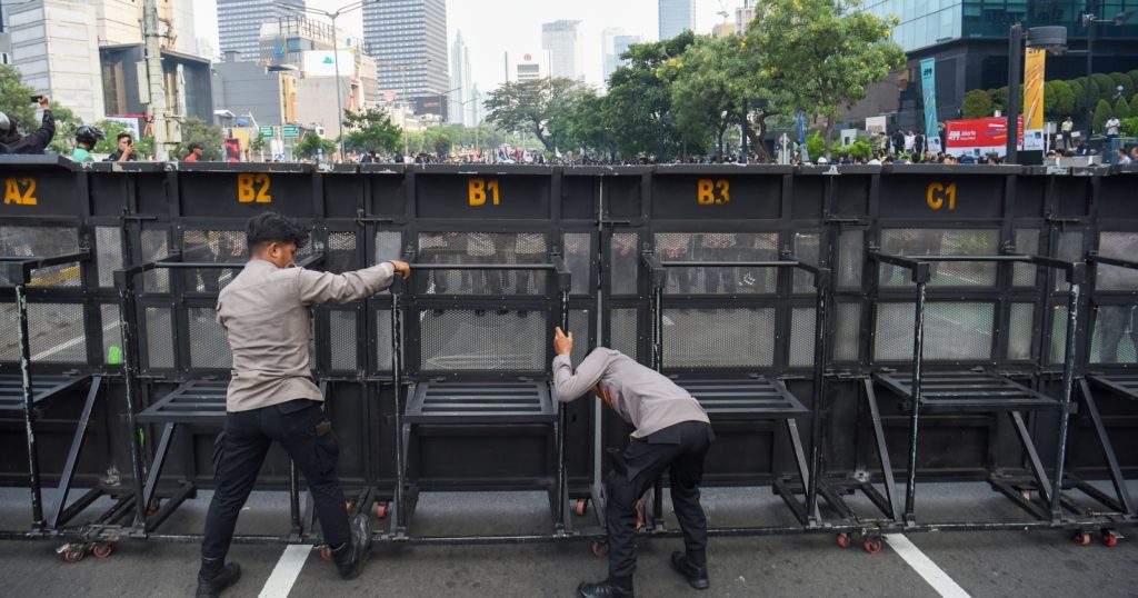 36167-demo-mahasiswa-di-bundaran-hi-demo-bem-ui-di-bundaran-hi