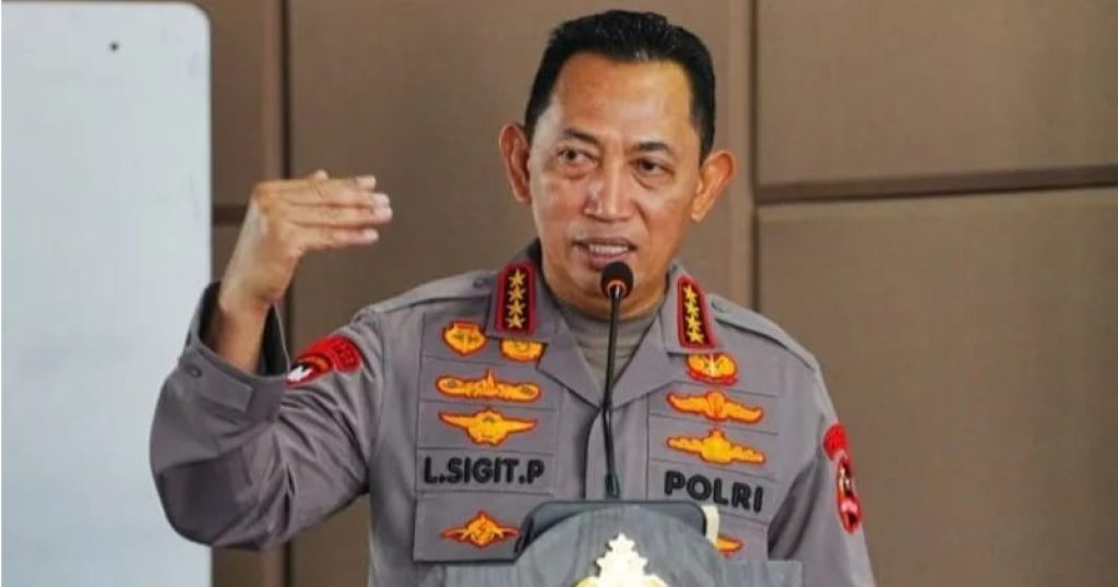 37050-kapolri-jenderal-listyo-sigit-prabowo-buka-suara-soal-insiden-penabrakan-ojol-hingga-tewas-antaraho-div-humas-polri
