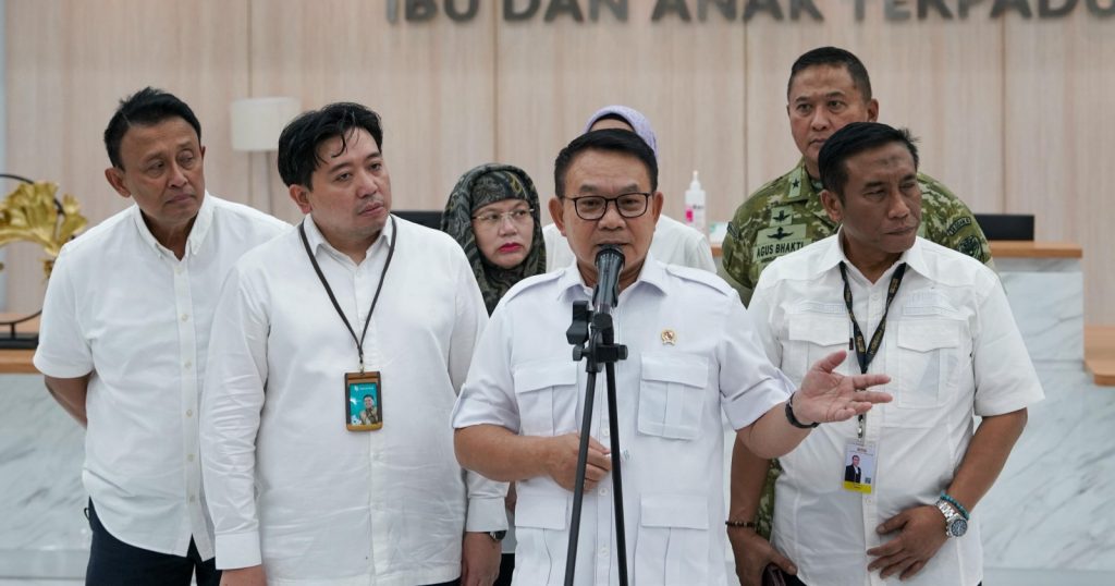 37285-kepala-staf-kepresidenan-ksp-jenderal-tni-purn-dudung-abdurachman