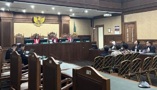 38885-tiga-asn-kemendag-didakwa-korupsi-gerobak-rp39-m