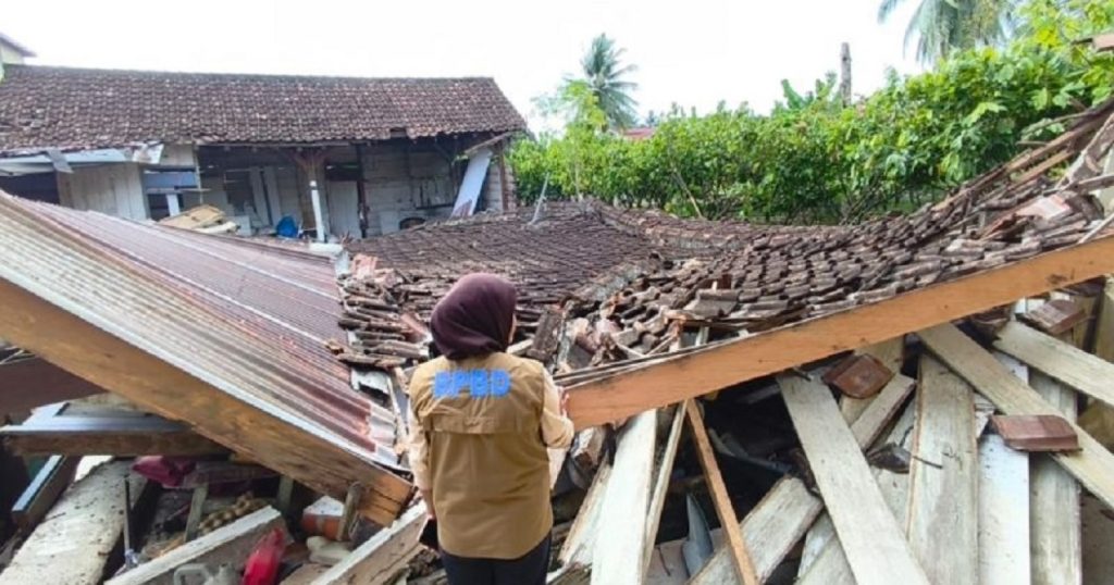 43902-dampak-gempa-di-parigi-moutong-sulawesi-tengah