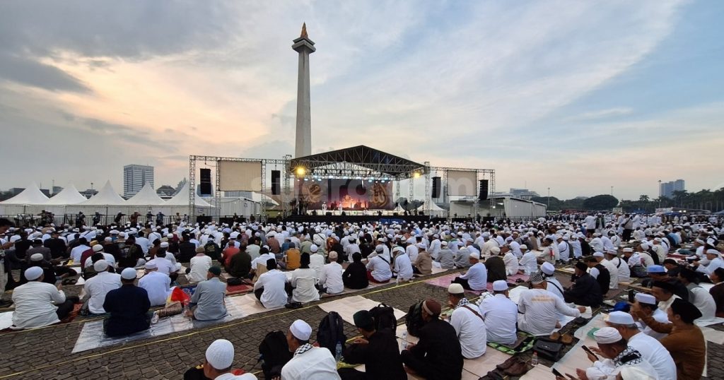 49220-aksi-reuni-akbar-212-tahun-2025-di-monas