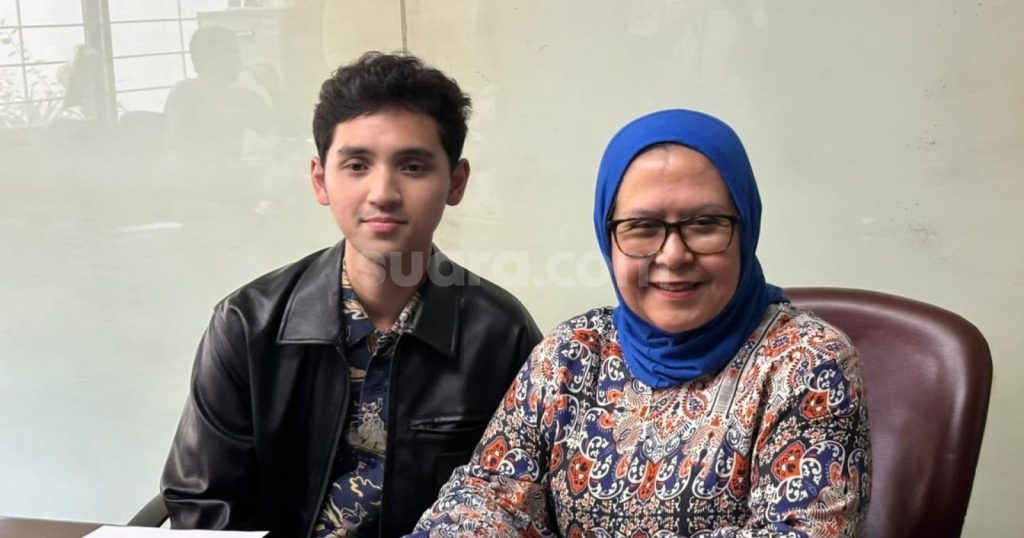 51669-musisi-syahravi-dan-kuasa-hukumnya-elza-syarief