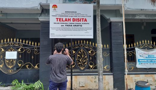 58545-kpk-sita-toko-salon-hingga-rumah-milik-bupati-pekalongan-fadia-arafiq