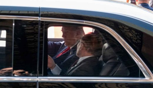 58637-trump-di-limosin-the-beast