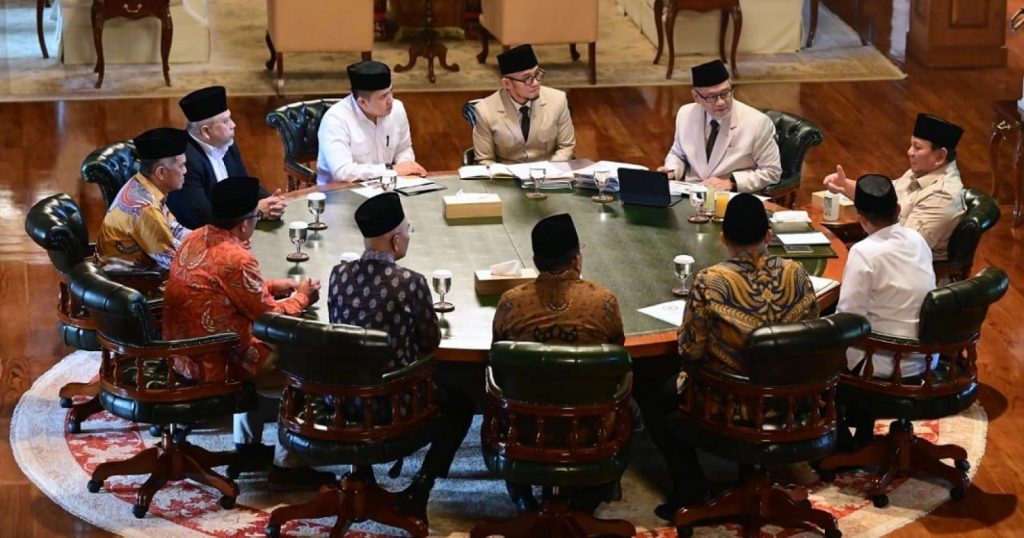 60432-presiden-prabowo-mengevaluasi-pelaksanaan-haji-2026-di-hambalang
