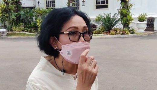 63967-ketua-umum-pg-pgri-prof-dr-unifah-rosyidi