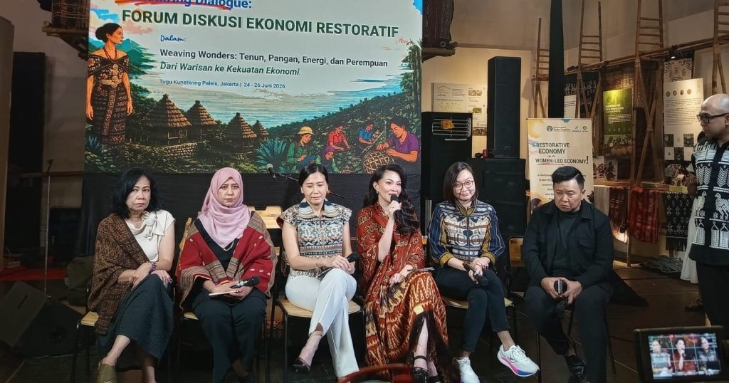 69048-pameran-weaving-wonders-tenun-pangan-energi-dan-perempuandari-warisan-ke-kekuatan-ekonomi