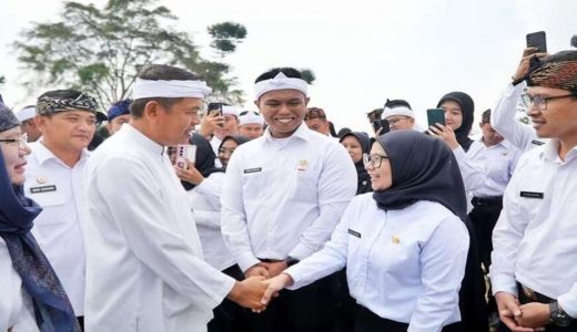 71786-pemprov-jabar