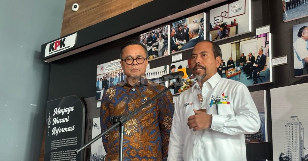 82164-deputi-pencegahan-dan-monitoring-kpk-aminuddin-dan-dony-oskaria