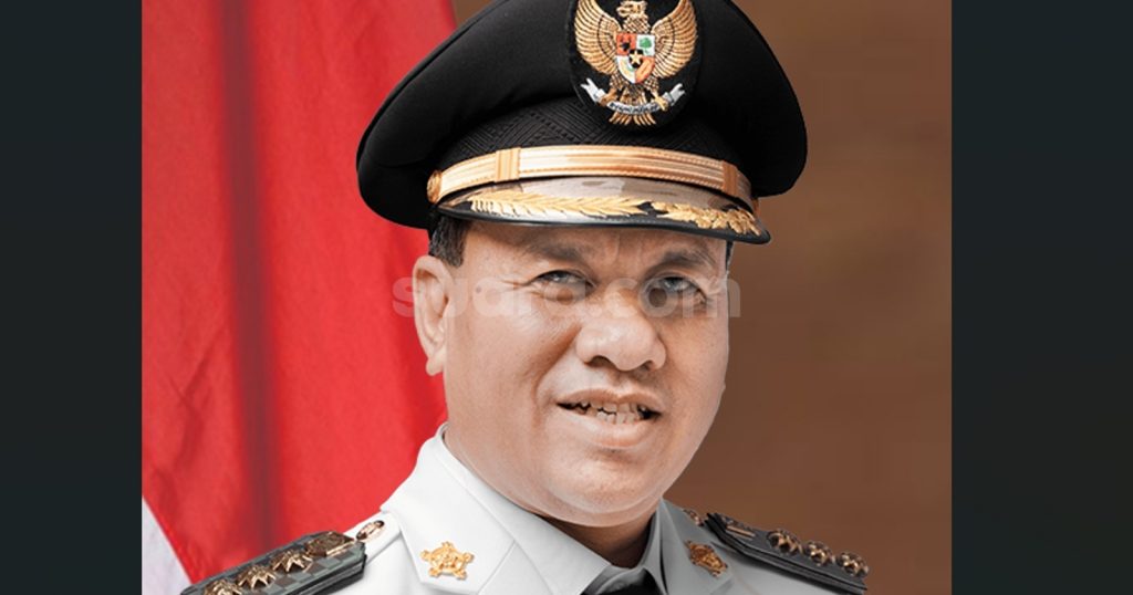 82590-bupati-kuansing-suhardiman-amby