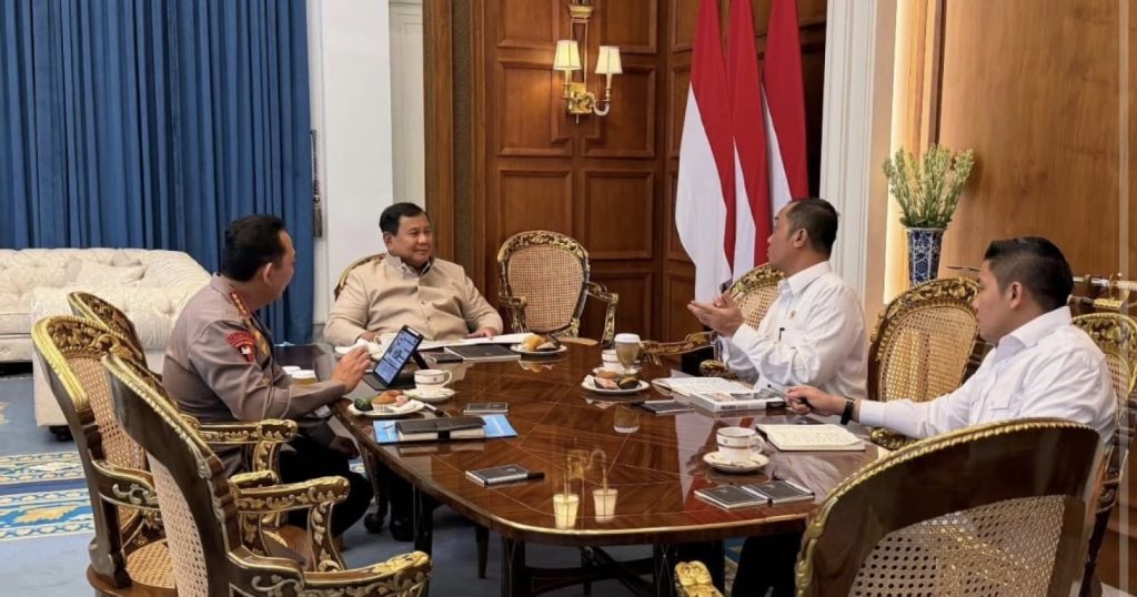 89290-kapolri-jenderal-polisi-listyo-sigit-temui-presiden-prabowo-subianto-di-istana-merdeka-jakarta