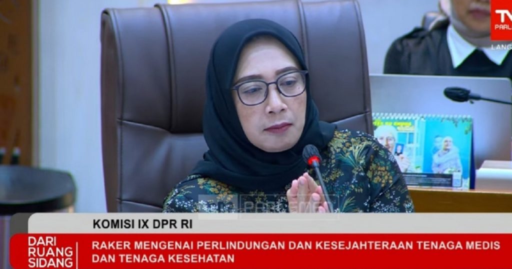 90081-wakil-ketua-komisi-ix-dpr-ri-nihayatul-wafiroh