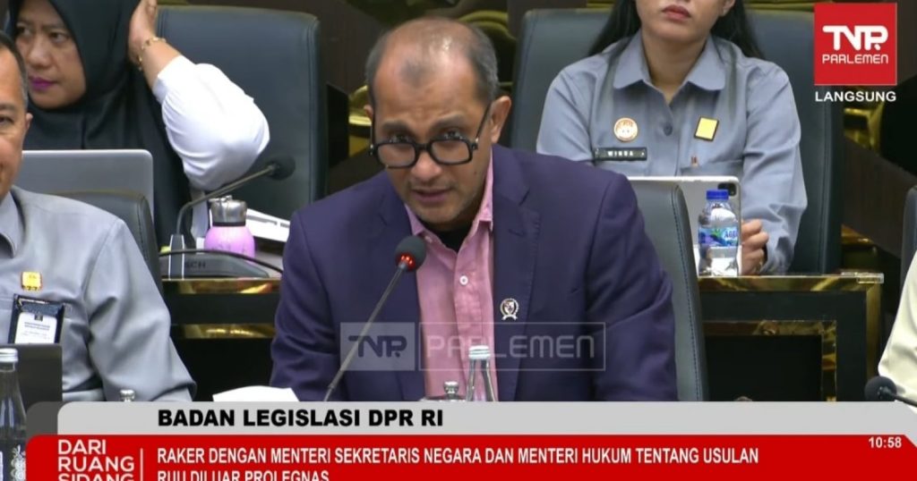 91785-wakil-menteri-hukum-dan-ham-edward-omar-sharif-hiariej