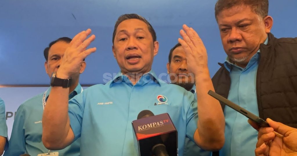 93140-ketua-umum-partai-gelombang-rakyat-gelora-anis-matta