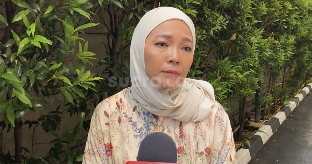 96187-istri-mantan-menteri-agama-yaqut-cholil-qoumas-alias-gus-yaqut-eny-retno