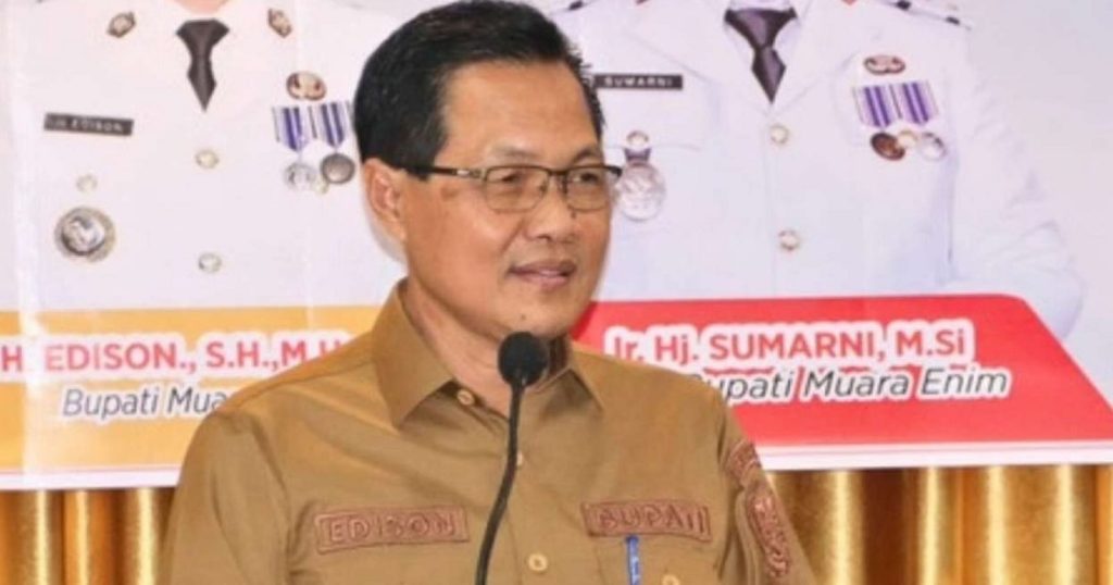 99131-bupati-muara-enim-provinsi-sumatera-selatan-edison