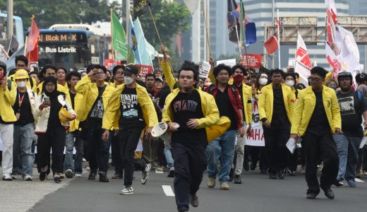 99176-demo-mahasiswa-di-bundaran-hi-demo-bem-ui-di-bundaran-hi-1