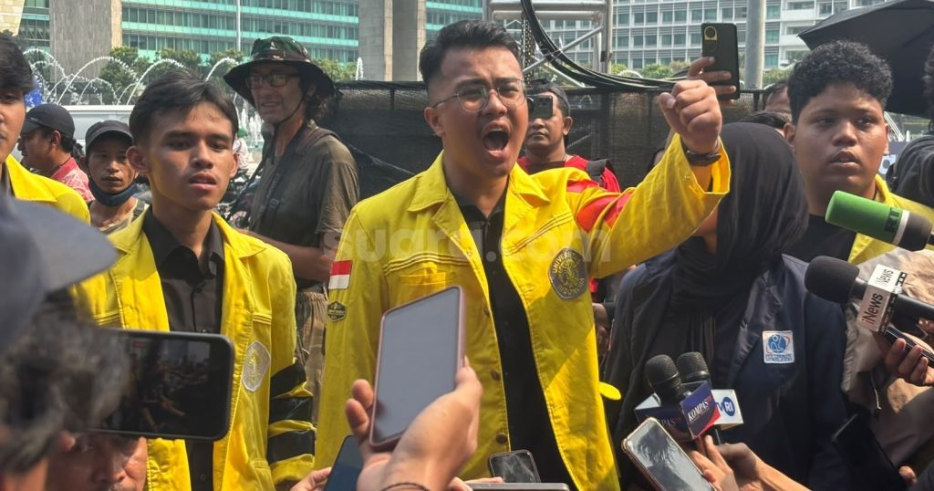 99861-demo-mahasiswa-ui-di-hi-dmeo-di-hi
