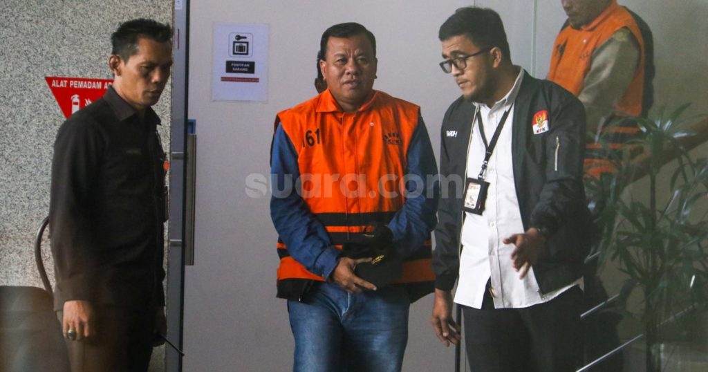 11906-bupati-kuansing-suhardiman-amby