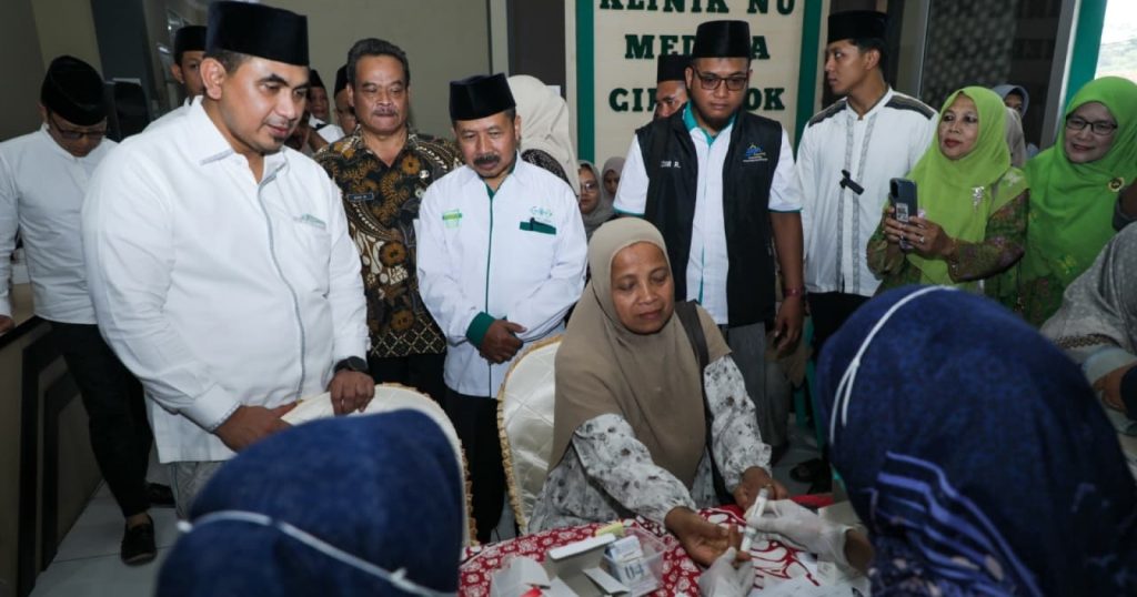 21296-wakil-gubernur-jawa-tengah-taj-yasin-maimoen