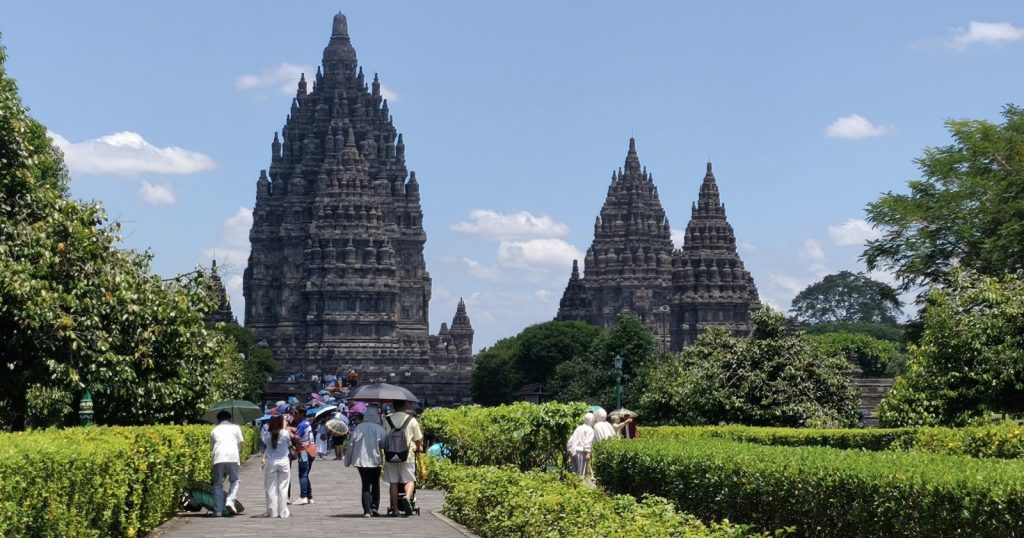 43816-candi-prambanan