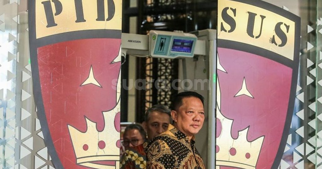 62842-eks-jampidsus-febrie-adriansyah