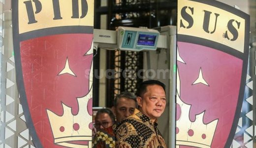 62842-eks-jampidsus-febrie-adriansyah
