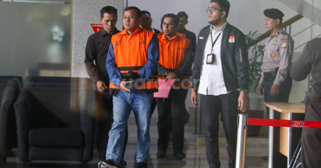64882-bupati-kuansing-suhardiman-amby